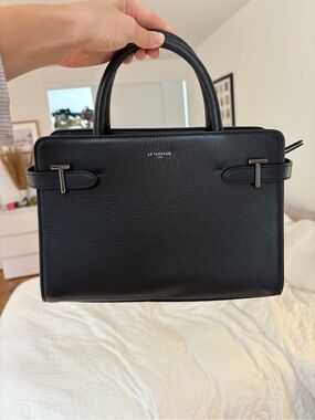 Black Real Leather Le Tanneur Handle Bag